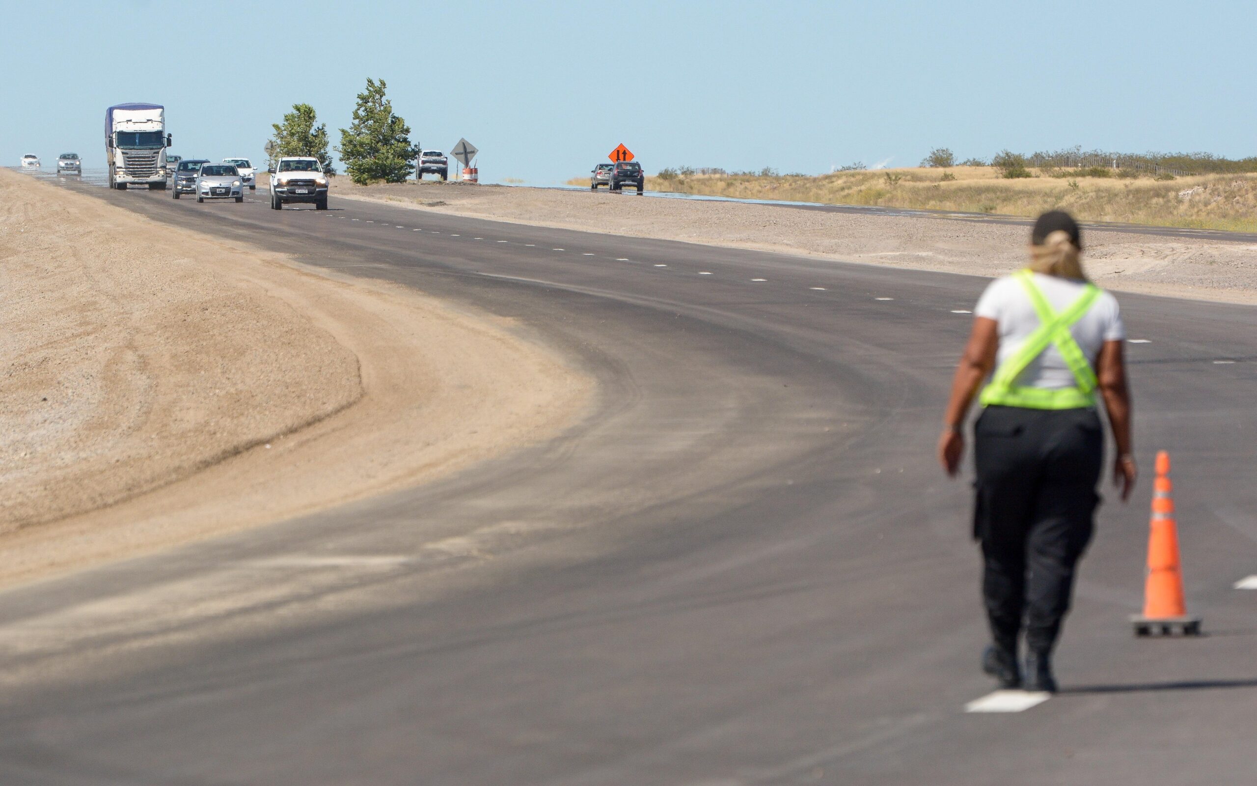 INAUGURARON 8 KILOMETROS DE LA DOBLE TROCHA MADRYN – TRELEW