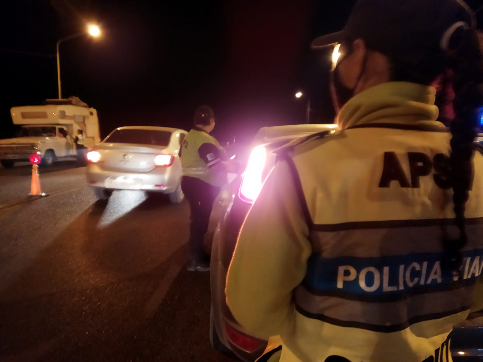 CONTROL VEHÍCULAR EN MADRYN: 10 ALCOHOLEMIAS POSITIVAS