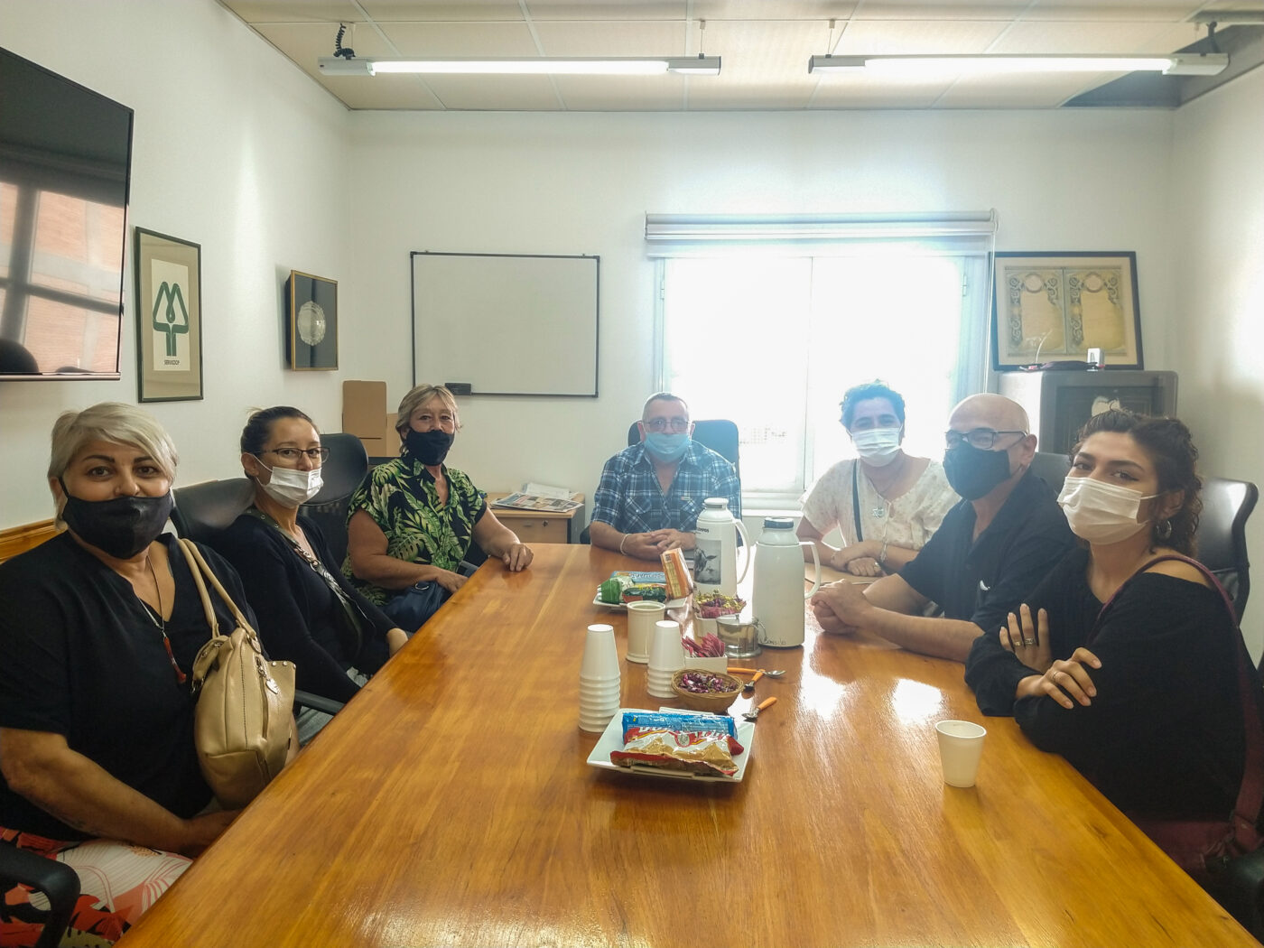 AUTORIDADES DE SERVICOOP RECIBIERON A FERIANTES DEL BARRIO PERÓN