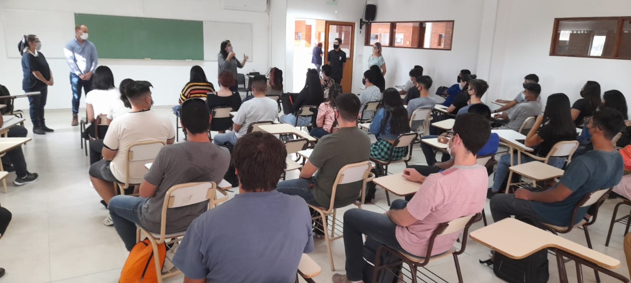 MÁS DE 120 INTERESADOS INICIARON EL CURSO DE INGRESO A CARRERAS DE GRADO EN LA UTN CHUBUT