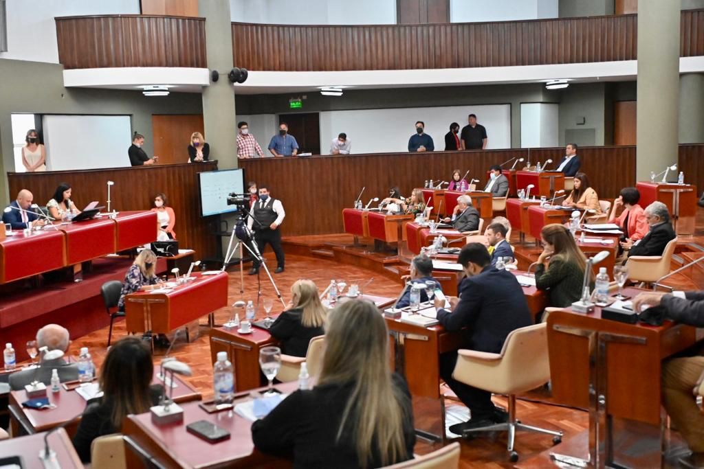 CONFORMARON LAS COMISIONES EN LA LEGISLATURA PROVINCIAL