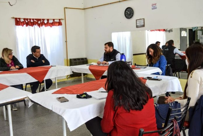 SE PODRÁN HACER PASAPORTES Y DNI EN BARRIOS