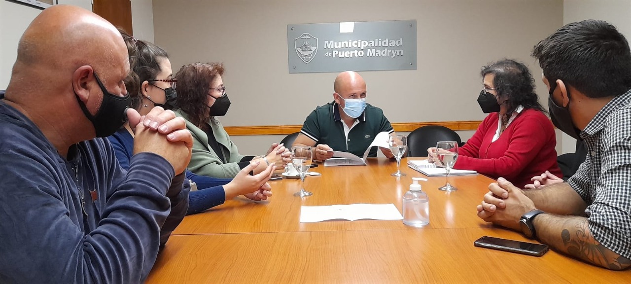 REUNIÓN DE AUTORIDADES DE UTN CHUBUT CON EL INTENDENTE DE PUERTO MADRYN PARA PROYECTAR TRABAJO EN CONJUNTO EN LA COMUNIDAD