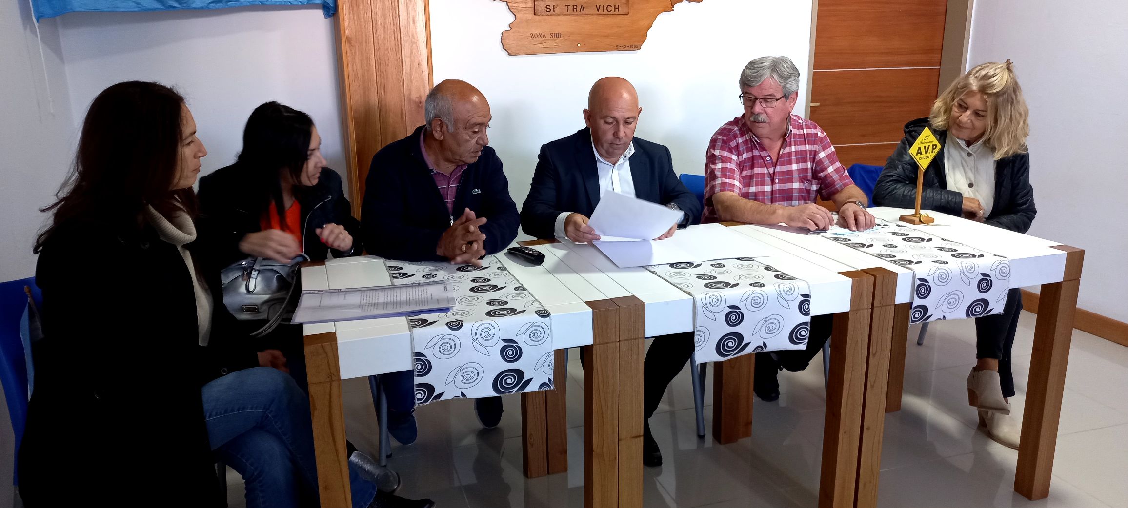 OFICIALIZARON EL TRASPASO DE TIERRAS AL SITRAVICH PUERTO MADRYN