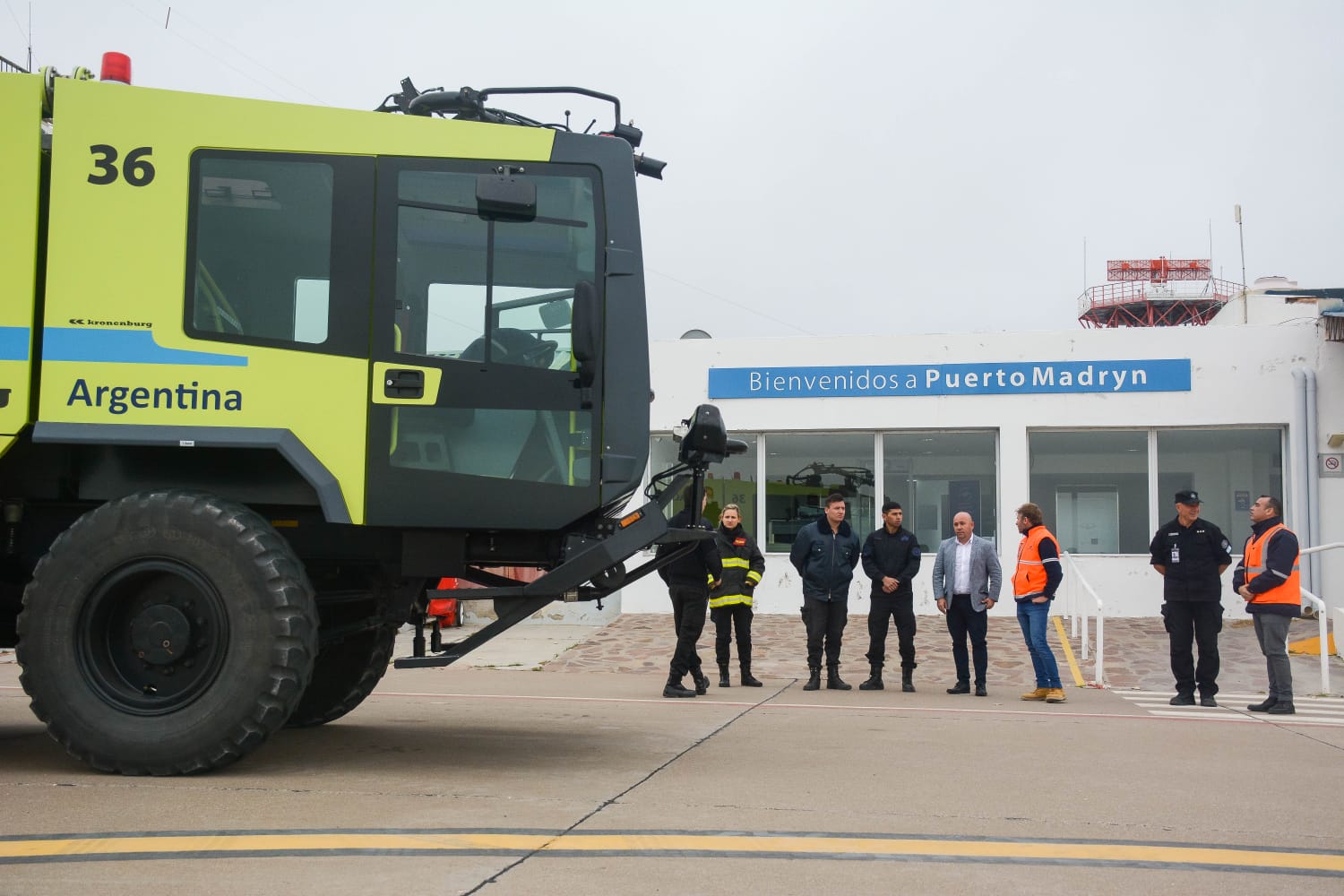 EL AEROPUERTO CUENTA CON UNA NUEVA AUTOBOMBA