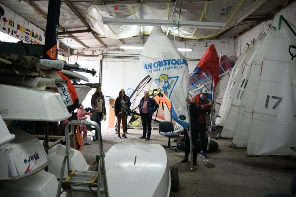 40 ALUMNOS DEL CLUB NÁUTICO DE MADRYN RECIBIERON BECAS PROVINCIALES