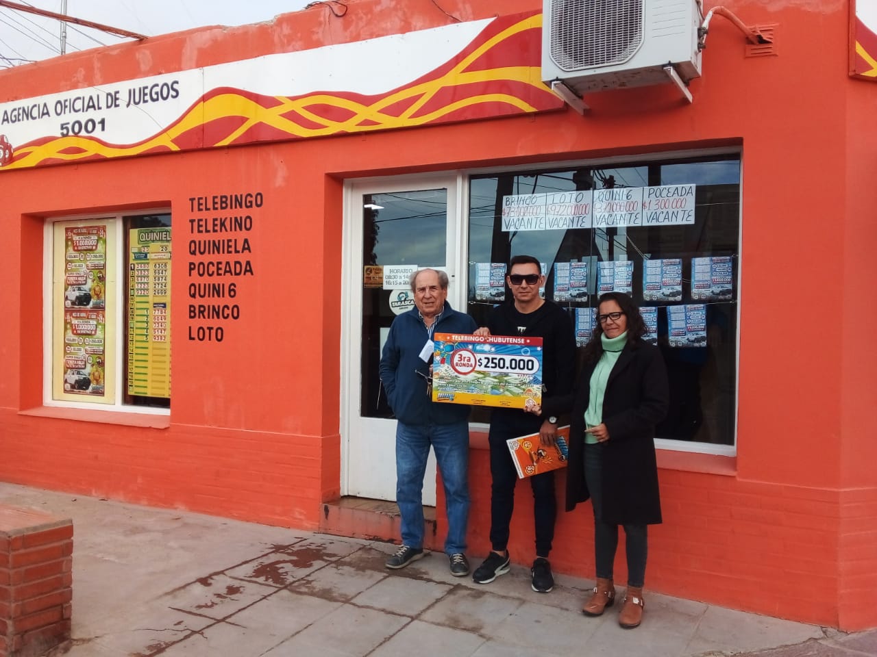 LOTERÍA DEL CHUBUT ENTREGÓ PREMIO EN PUERTO MADRYN
