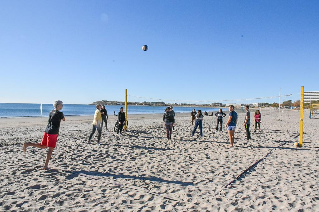 SE DESARROLLA EL ENCUENTRO DE DEPORTES DE ARENA DE LAS ESCUELAS MADRYNENSES