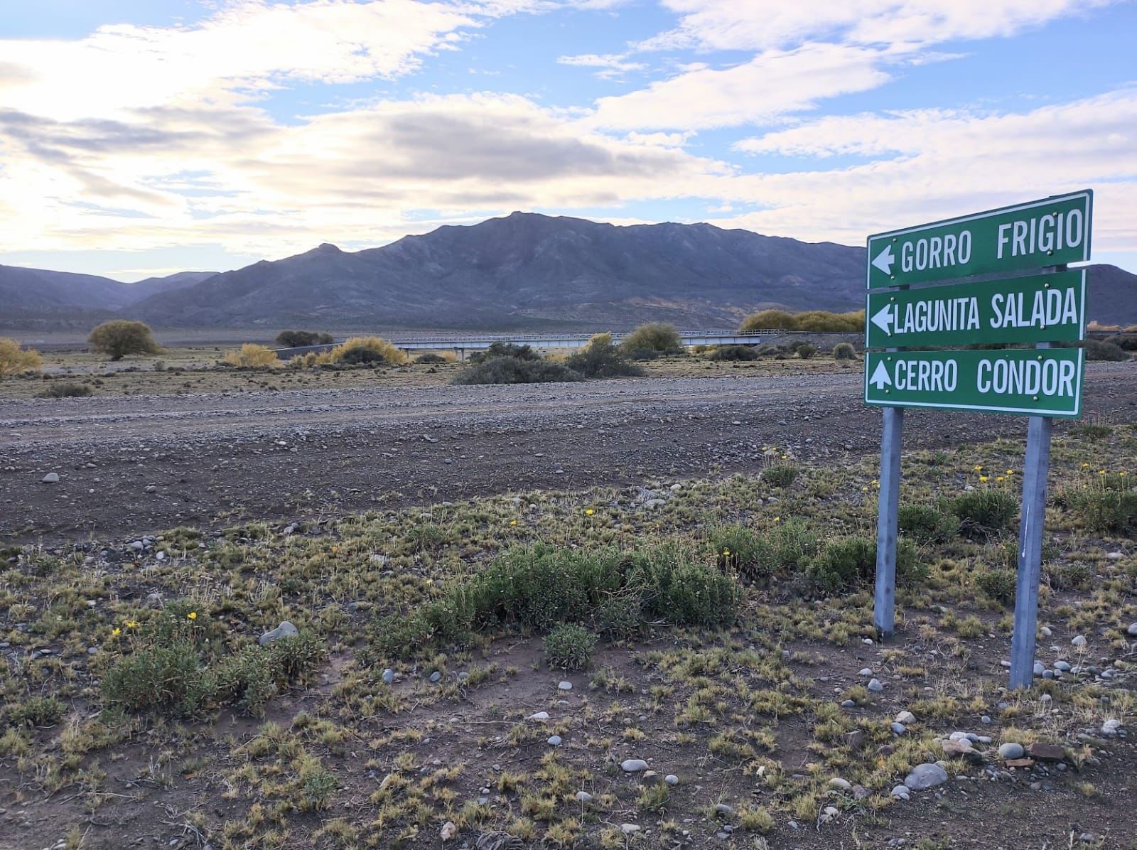 PROPONEN DECLARAR “RUTA PROVINCIAL” LOS ACCESOS A LAGUNITA SALADA Y A ALDEA EPULEF