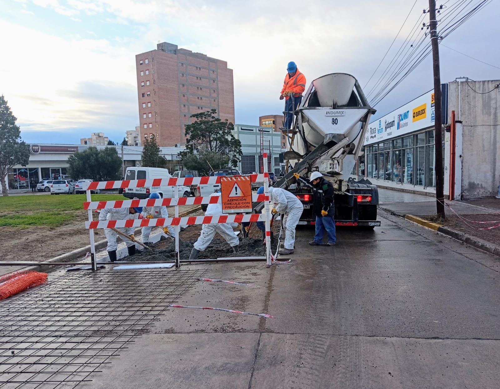 OBRAS DE PAVIMENTO EN FONTANA Y DOMECQ GARCÍA NORTE