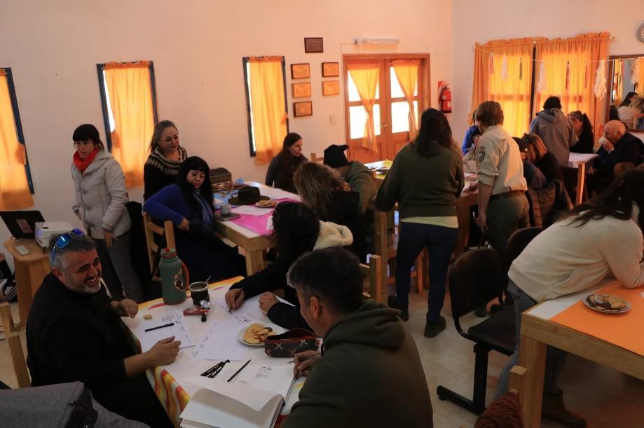 SE REALIZÓ EL TERCER TALLER DE PATRIMONIO HISTÓRICO EN PUERTO PIRÁMIDES