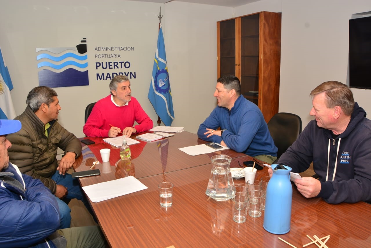 EL TITULAR DE LA APPM RECIBIÓ A LA MESA SINDICAL PORTUARIA