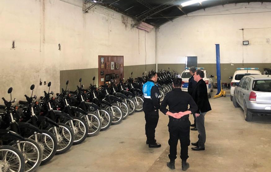 AUTORIDADES DEL MINISTERIO DE SEGURIDAD RECORRIERON DEPENDENCIAS DE LA UNIDAD REGIONAL DE PUERTO MADRYN