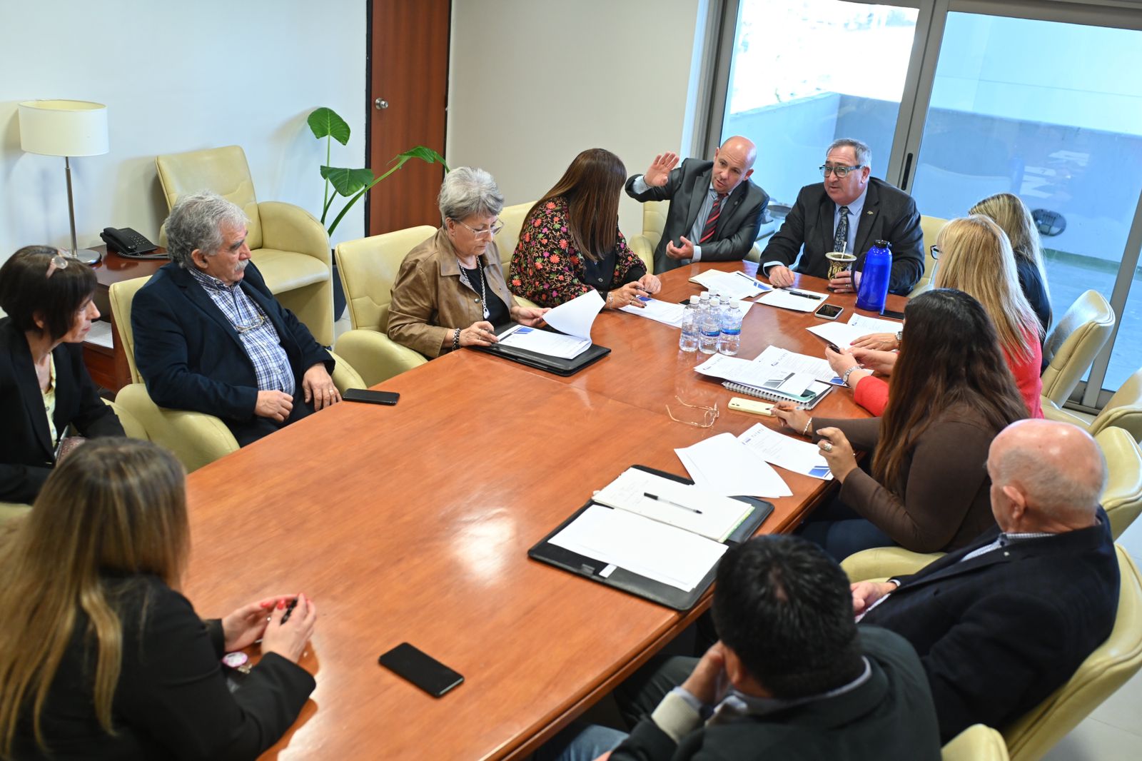 SASTRE CON DIPUTADOS POR EL PARLAMENTO PATAGÓNICO