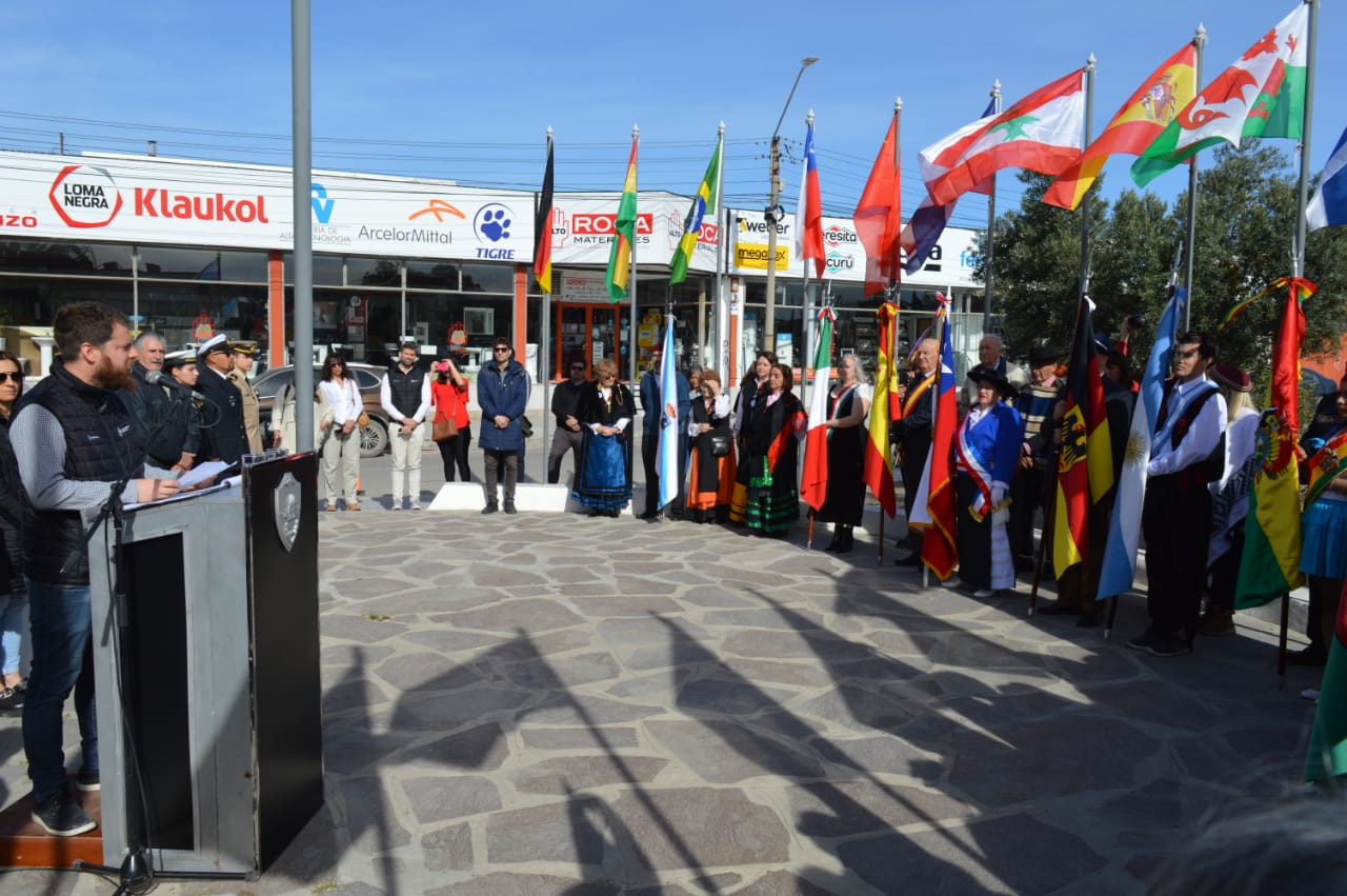 MADRYN CONMEMORÓ EL DÍA DEL INMIGRANTE