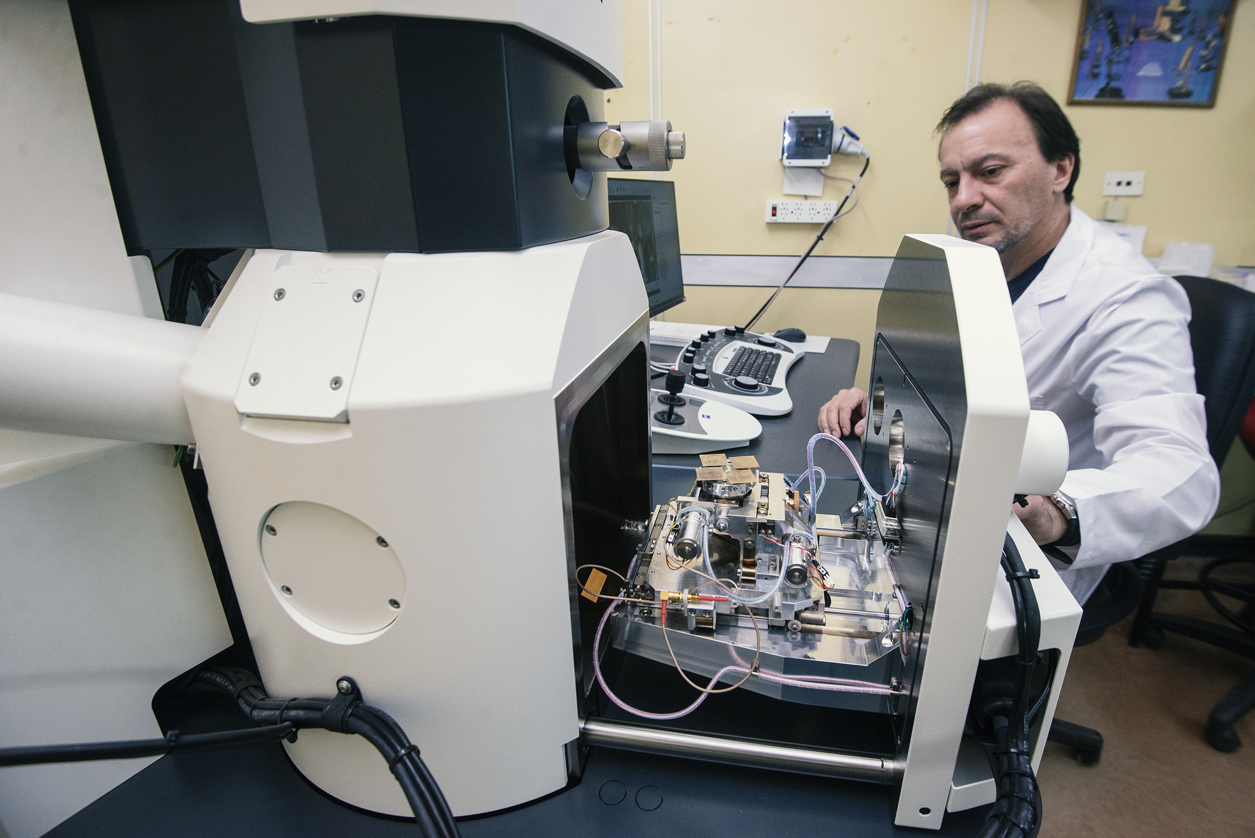 EL CENPAT ADQUIRIÓ UN MICROSCOPIO ELECTRÓNICO DE BARRIDO PARA USO CIENTÍFICO Y DISPONIBLE PARA TERCEROS