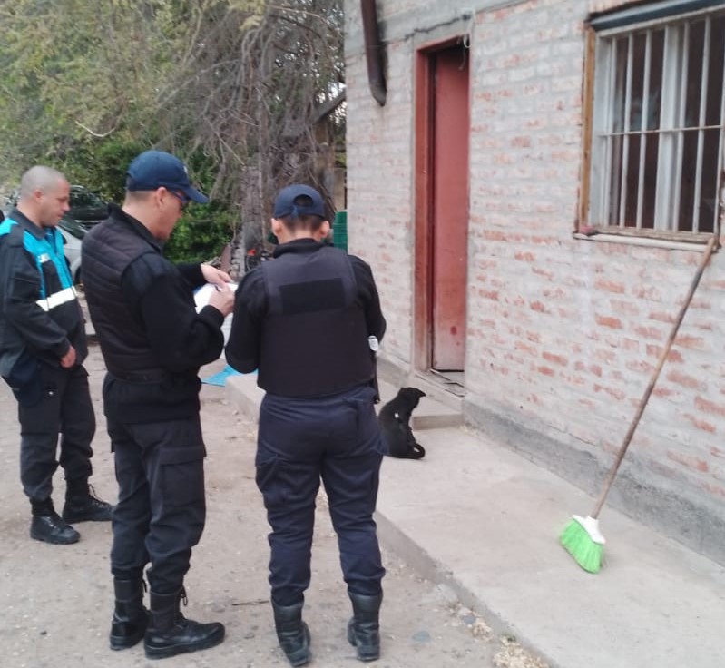 LA POLICÍA DEL CHUBUT REALIZÓ UN OPERATIVO PARA DETECTAR CASOS DE EXPLOTACIÓN LABORAL DE DIEZ FAMILIAS EN GAIMAN