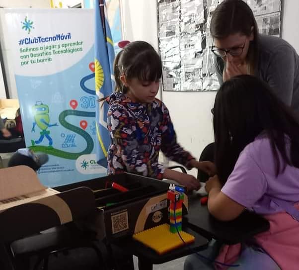 EL CLUB TECNOMÓVIL DE LA UTN CULMINÓ EL CICLO DE VISITAS EN BIBLIOTECA POPULARES