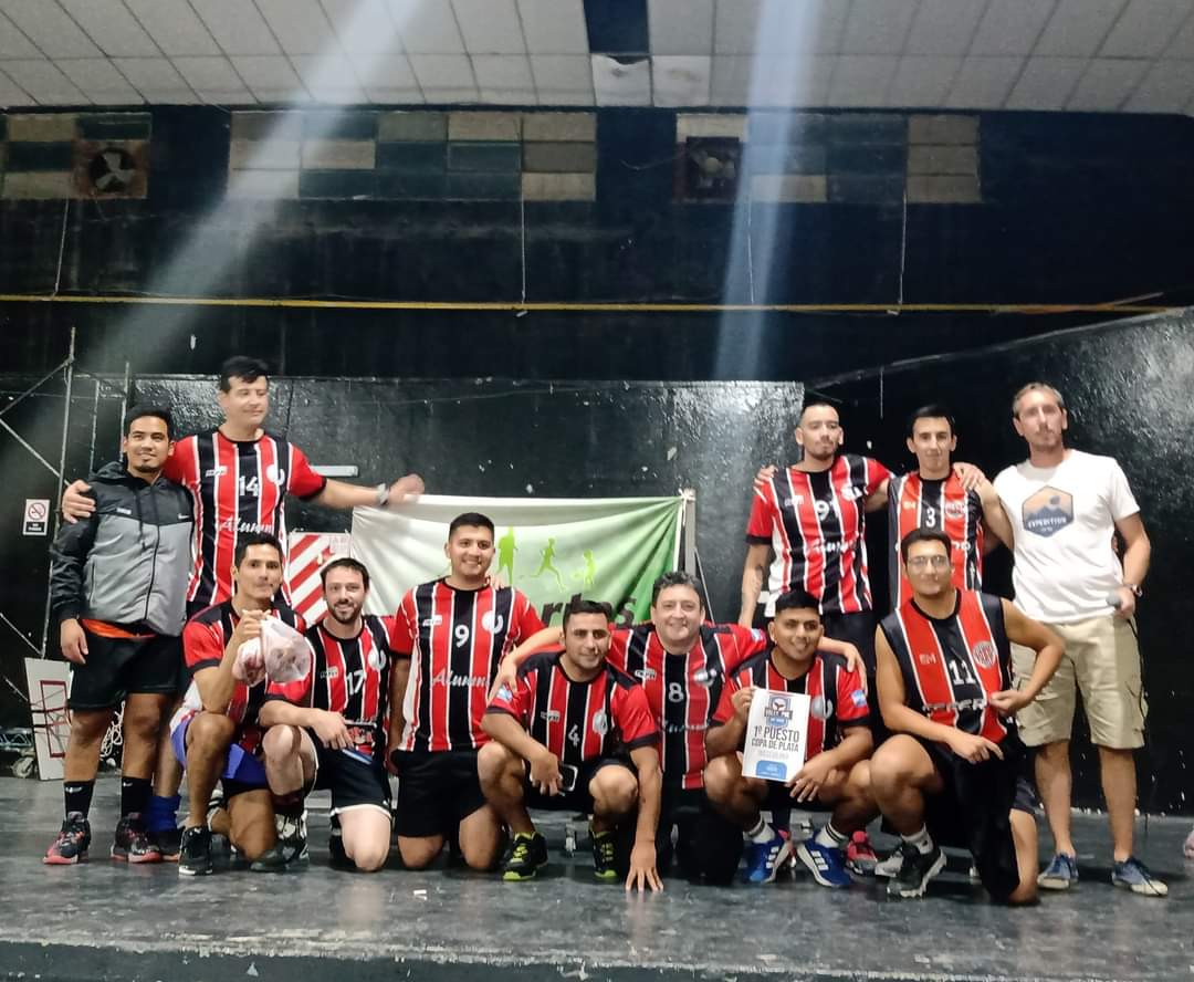 LA LIGA SOCIAL DE VÓLEY CERRÓ EL AÑO CON UN TORNEO