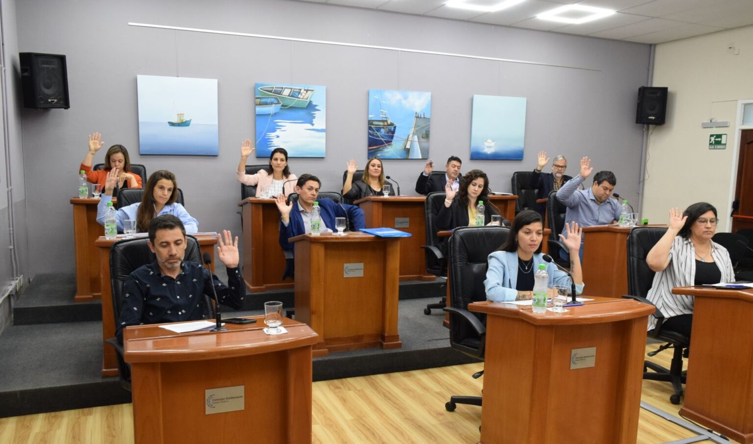 CONCEJALES APROBARON OBRAS PARA MADRYN