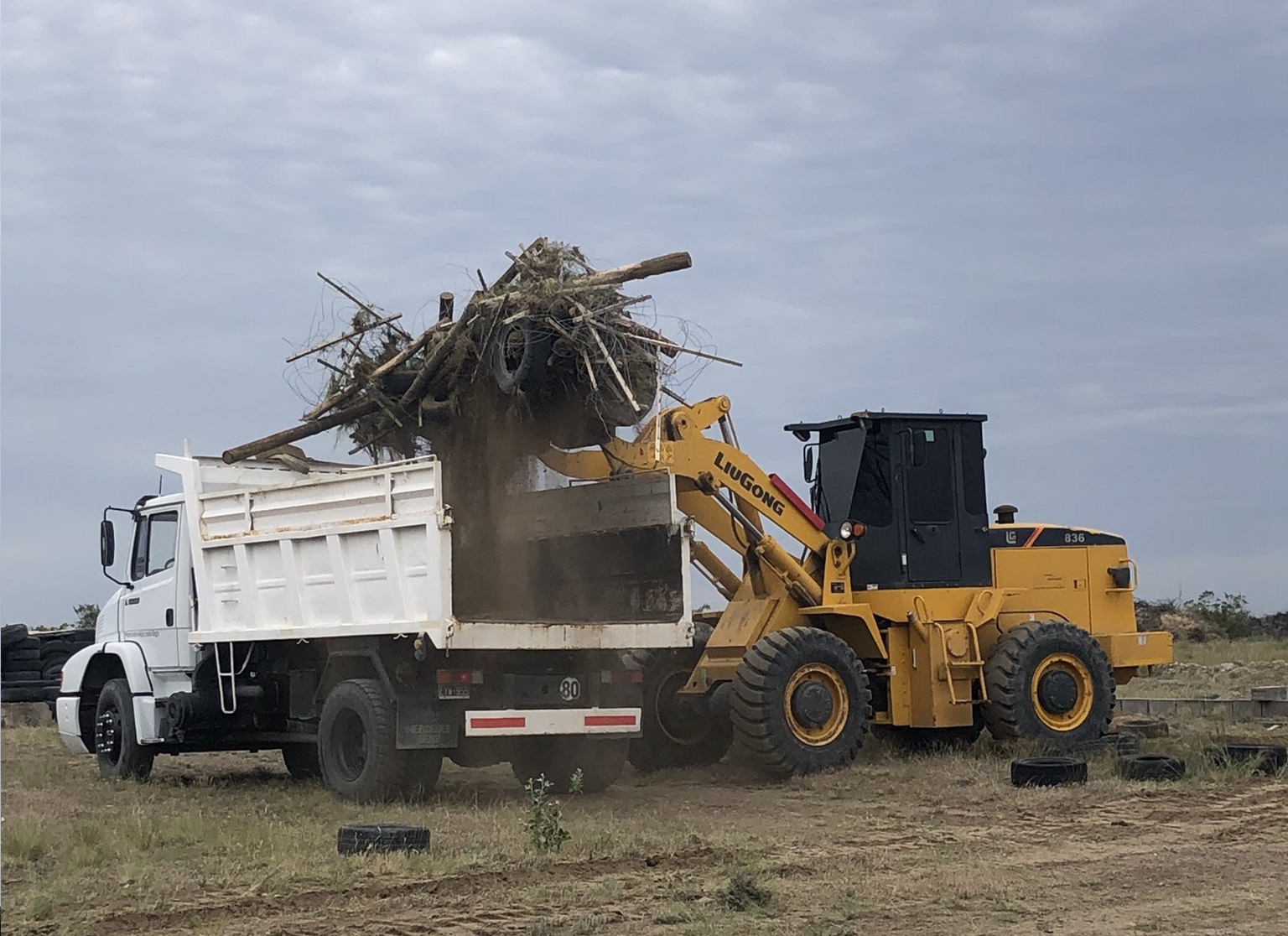 PERSONAL MUNICIPAL EVITÓ NUEVO INTENTO DE USURPACIÓN DE TIERRAS