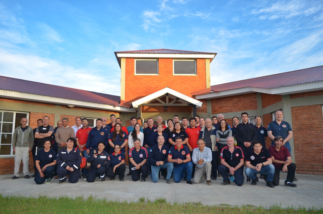 LOS BOMBEROS DE CHUBUT SE REUNIERON EN TECKA PARA DEBATIR SU LEY