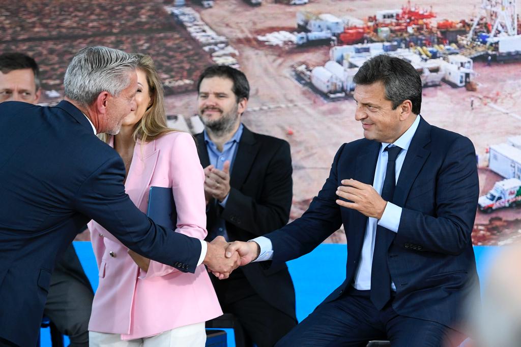 ARCIONI PARTICIPÓ JUNTO AL MINISTRO MASSA DE LA PRESENTACIÓN DE LAS RONDAS 4 Y 5 DEL PLAN GAS. AR EN BUENOS AIRES