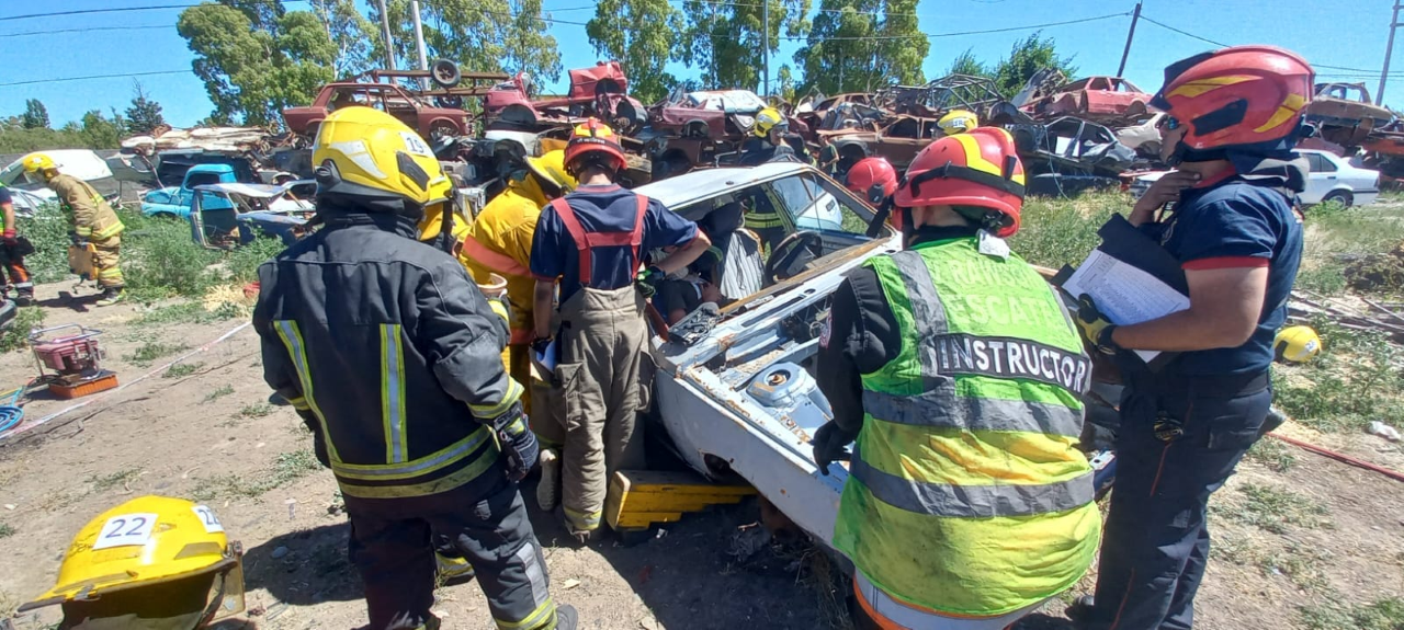 ASPIRANTES SE INCORPORARÁN AL CUERPO DE BOMBEROS DE MADRYN