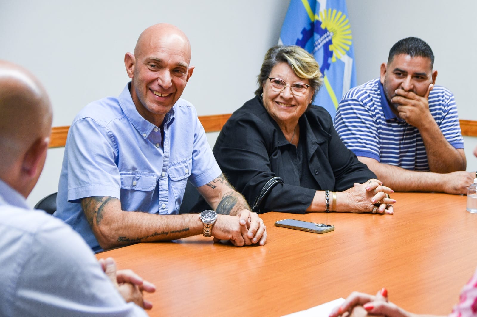 SASTRE RECIBIÓ A REFERENTES DE EMPRESAS QUE REPRESENTAN A “CARRIER”, FIRMA LÍDER A NIVEL MUNDIAL QUE SE INSTALÓ EN PUERTO MADRYN