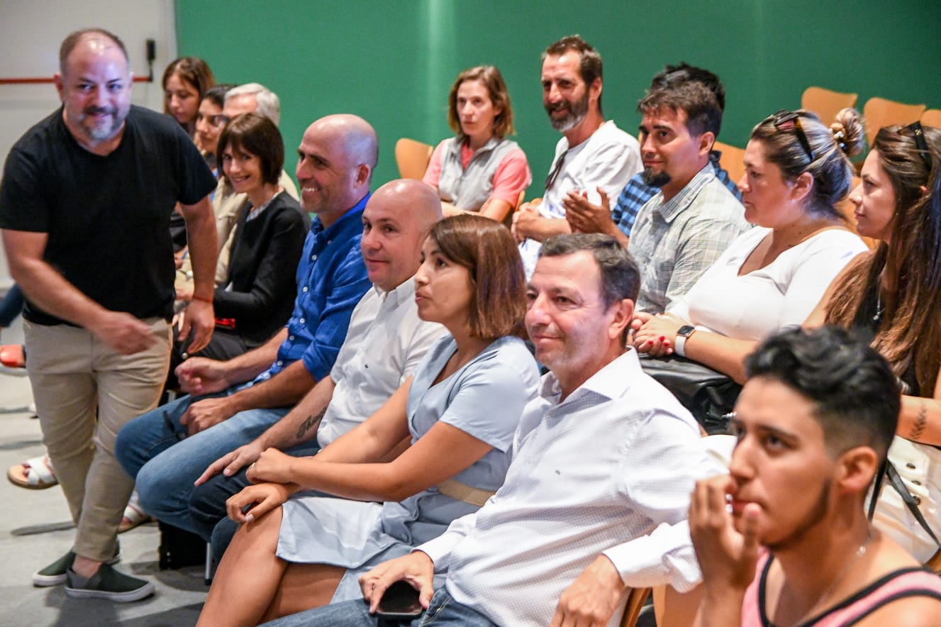 SASTRE PRESENTÓ LA 3ª EDICIÓN DE LOS JUEGOS NACIONALES DE PLAYA LGBT+