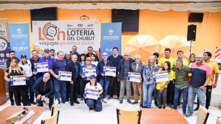 CENTROS DE JUBILADOS DE MADRYN RECIBIERON 3 HELADERAS POR PARTE DE LOTERÍA DEL CHUBUT