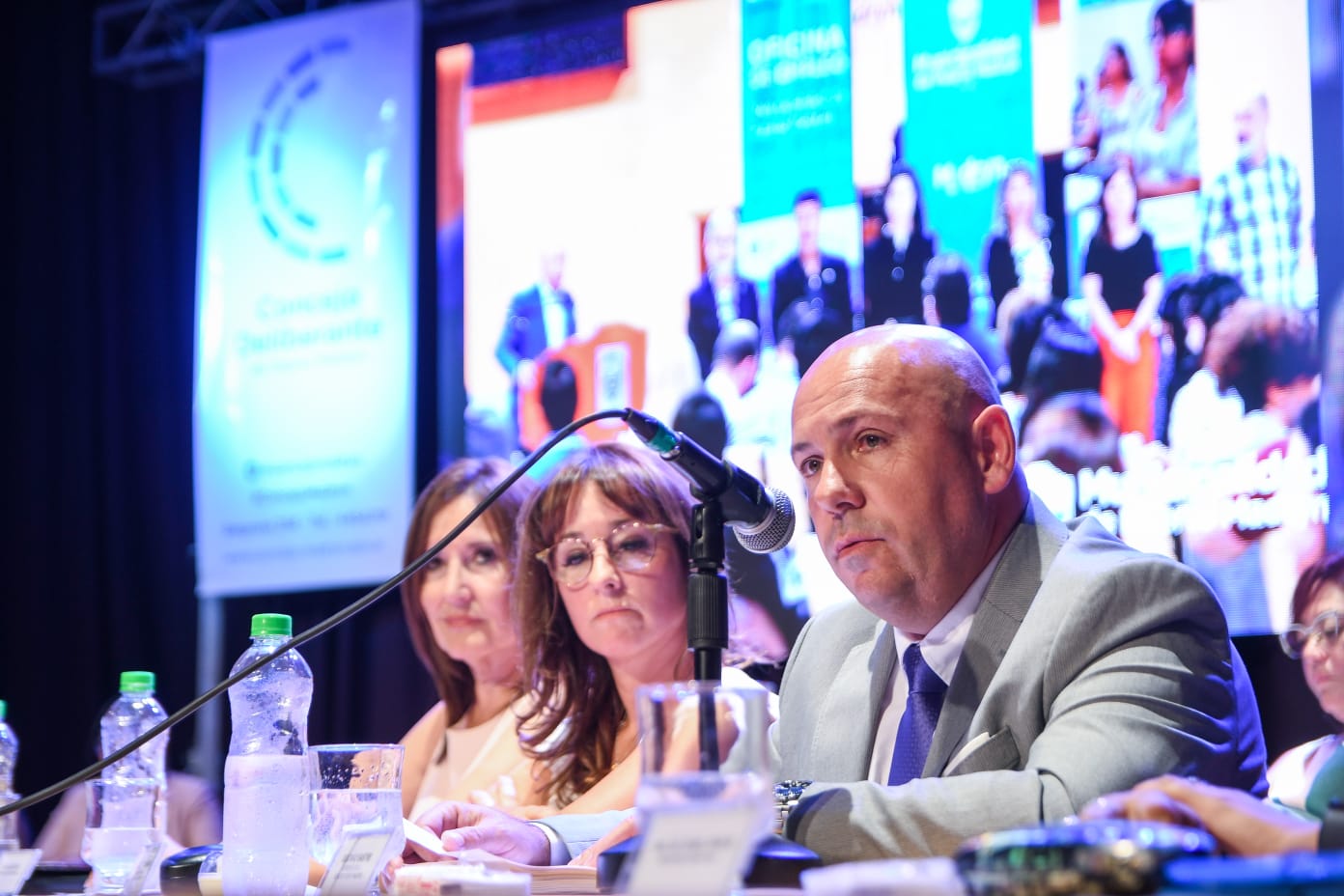 GUSTAVO SASTRE IRÁ POR LA REELECCIÓN COMO INTENDENTE DE PUERTO MADRYN