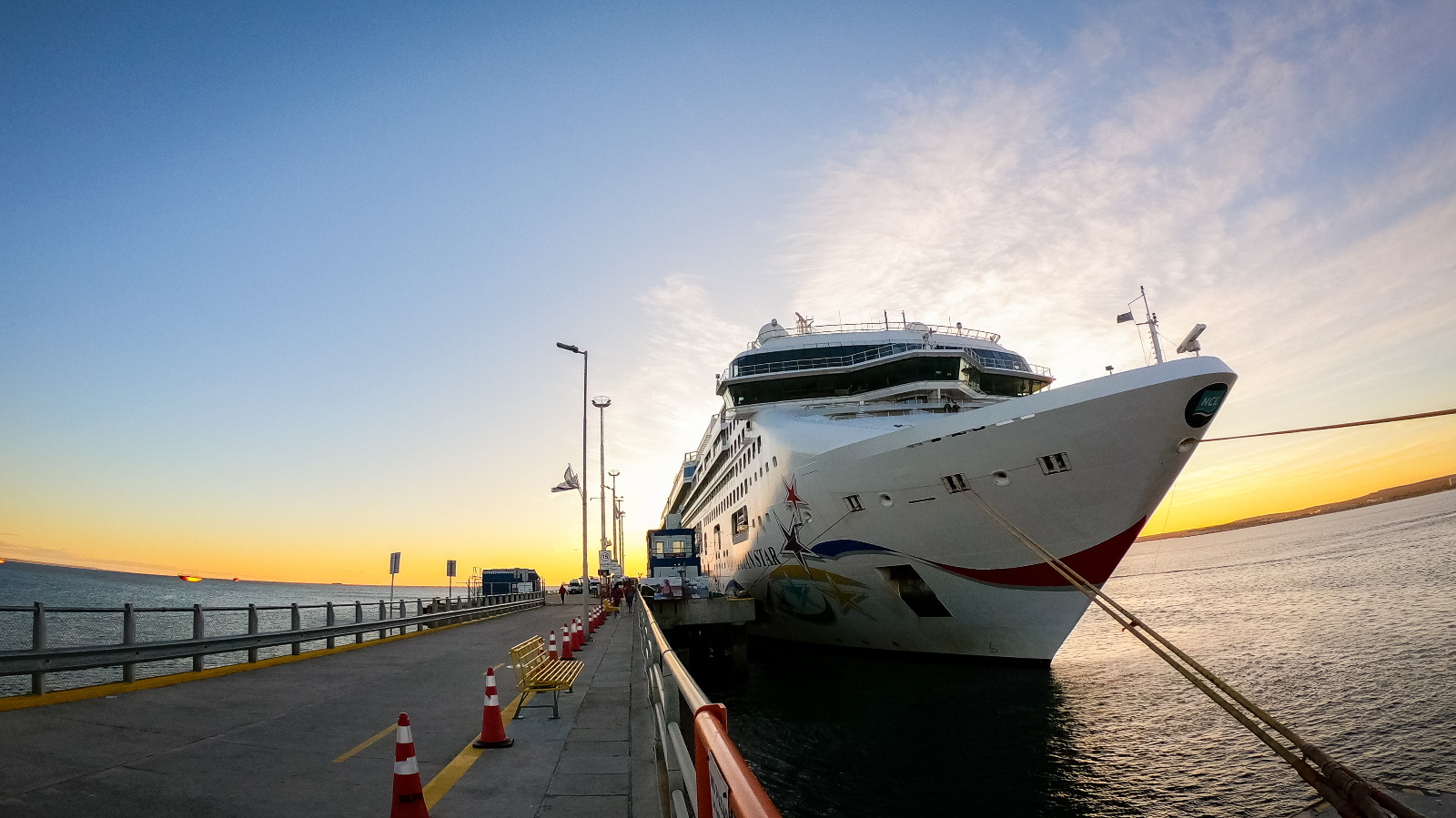 Continúa la exitosa temporada de cruceros en Puerto Madryn con el arribo del Norwegian Star