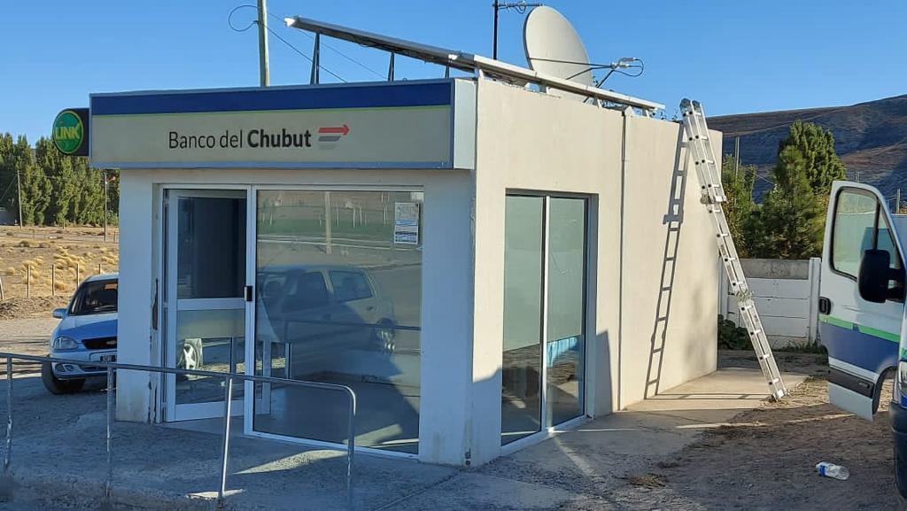 BANCO DEL CHUBUT COLOCÓ PANELES SOLARES EN 23 CAJEROS DEL INTERIOR