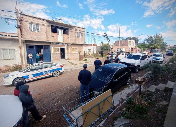MADRYN: AYER LOS DESCONECTARON, HOY SE VOLVIERON A CONECTAR ILEGALMENTE