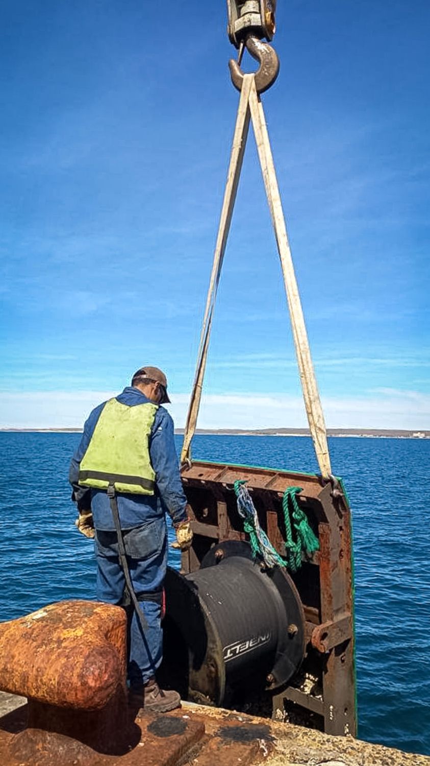 La Administración Portuaria de Puerto Madryn continúa con los trabajos para habilitar el sitio 4 del Muelle Storni