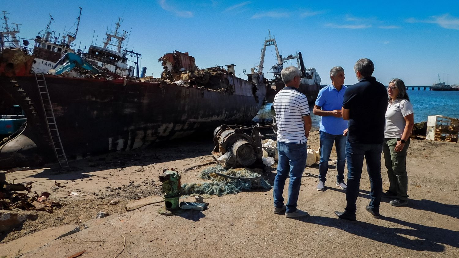EL MINISTRO PROVINCIAL DE AMBIENTE VISITÓ EL MUELLE STORNI
