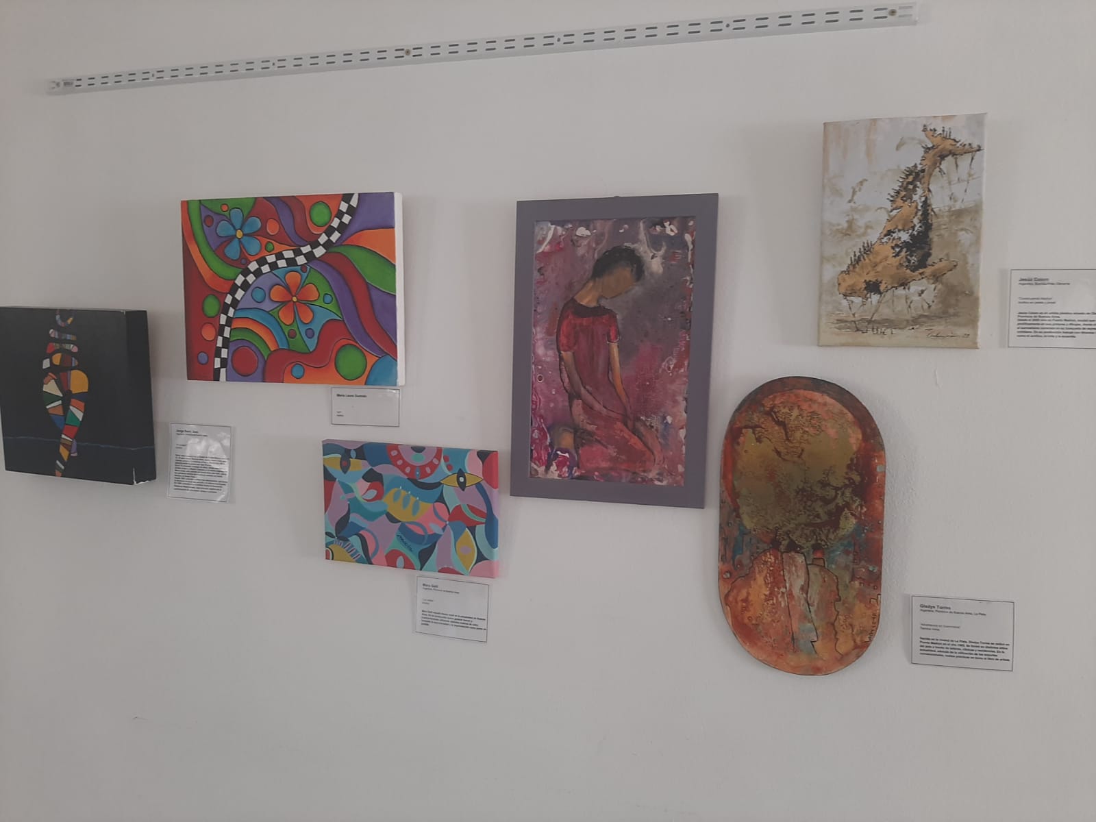 LA VALIJA DEL ARTE LLEGÓ A LA BIBLIOTECA PEDAGÓGICA