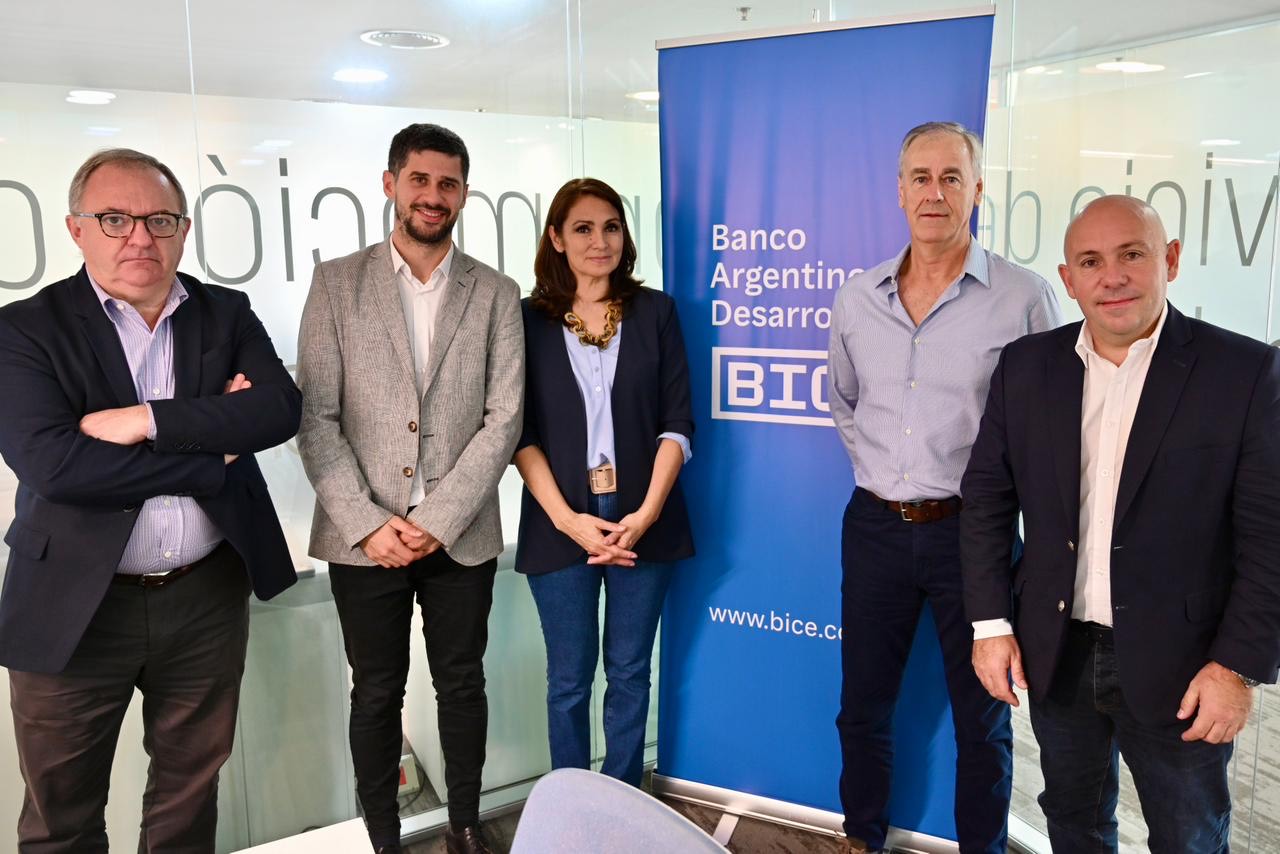 EL INTENDENTE ACOMPAÑÓ A UNA EMPRESA LOCAL PARA QUE ACCEDA A UNA LÍNEA CREDITICIA DEL BANCO ARGENTINO DE DESARROLLO