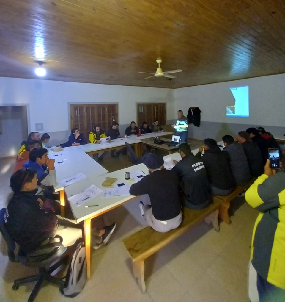 VIALIDAD PROVINCIAL CAPACITÓ A MAQUINISTAS DE CARA A LA TEMPORADA INVERNAL