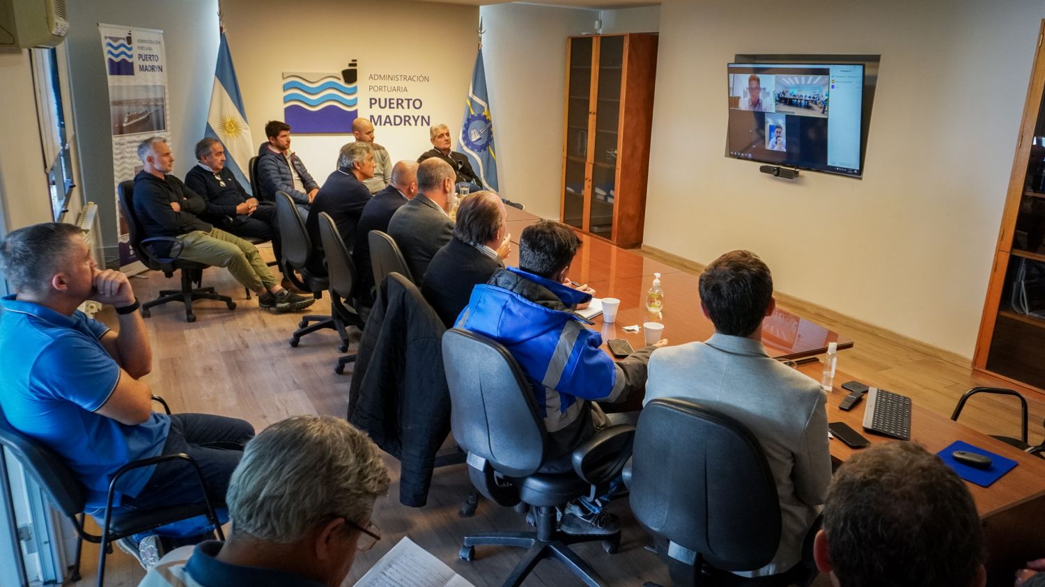 IMPORTANTE REUNIÒN ENTRE EL SECTOR PESQUERO Y EL BANCO ARGENTINO DE DESARROLLO