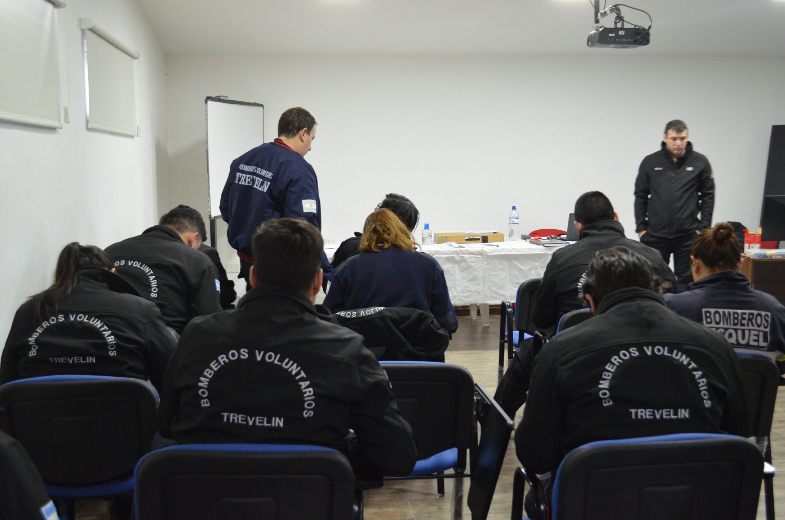 JORNADA DE EVALUACIÓN Y ASCENSOS PARA BOMBEROS CORDILLERANOS