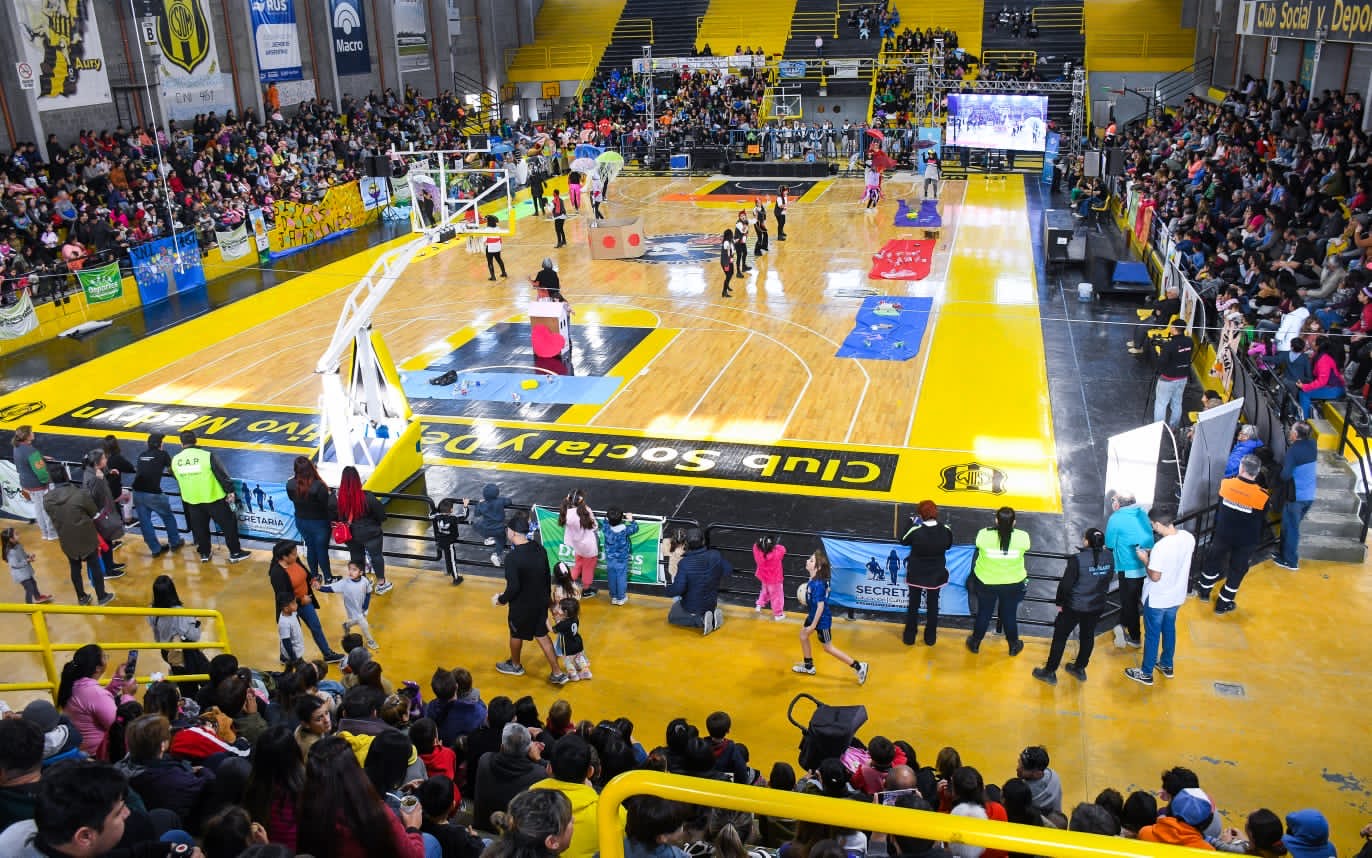 GUSTAVO SASTRE PARTICIPÓ DE UNA NUEVA EDICIÓN DE LA FIESTA DE LOS JARDINES