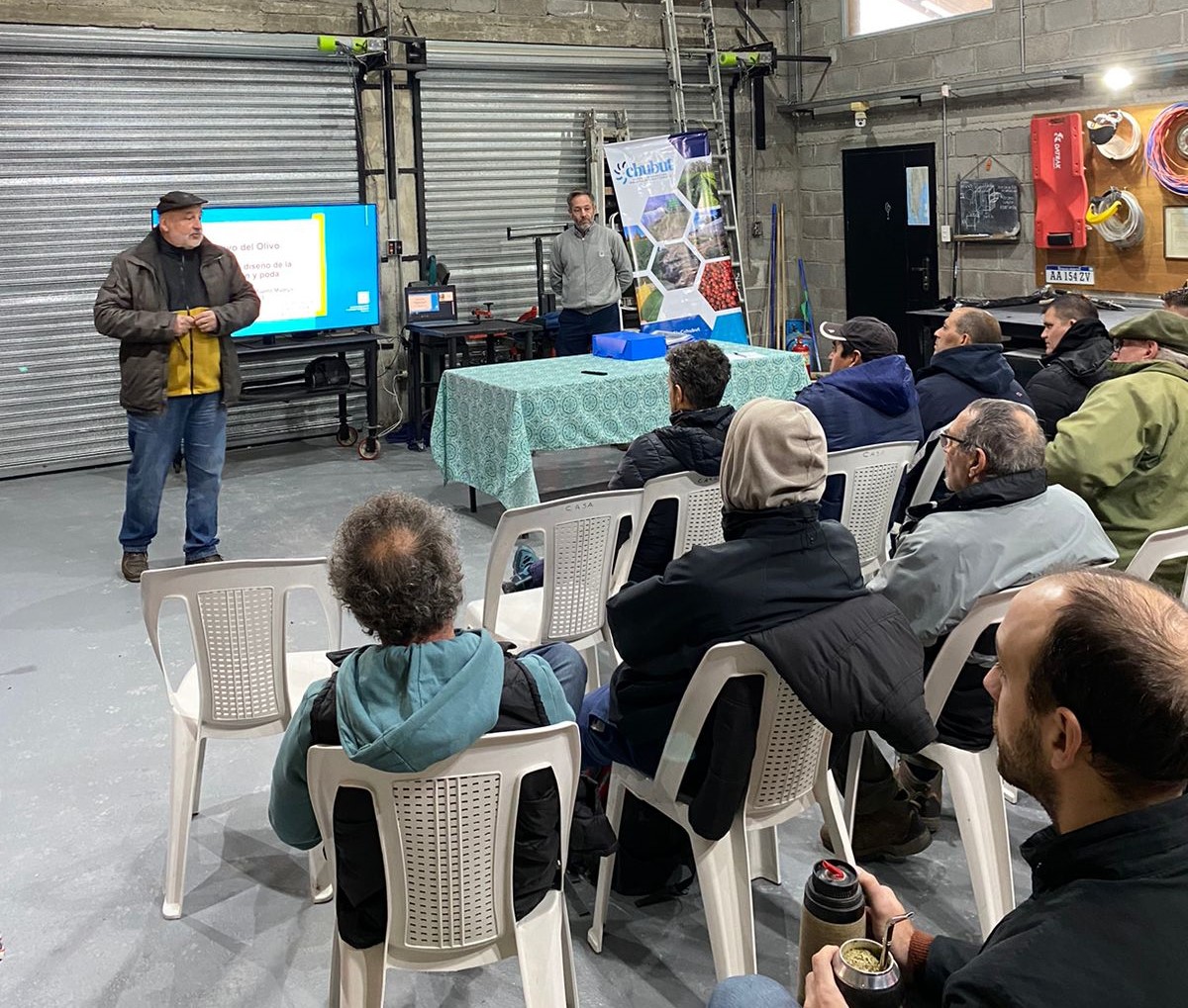 EXITOSA CAPACITACIÓN EN CULTIVO DE OLIVOS EN PUERTO MADRYN