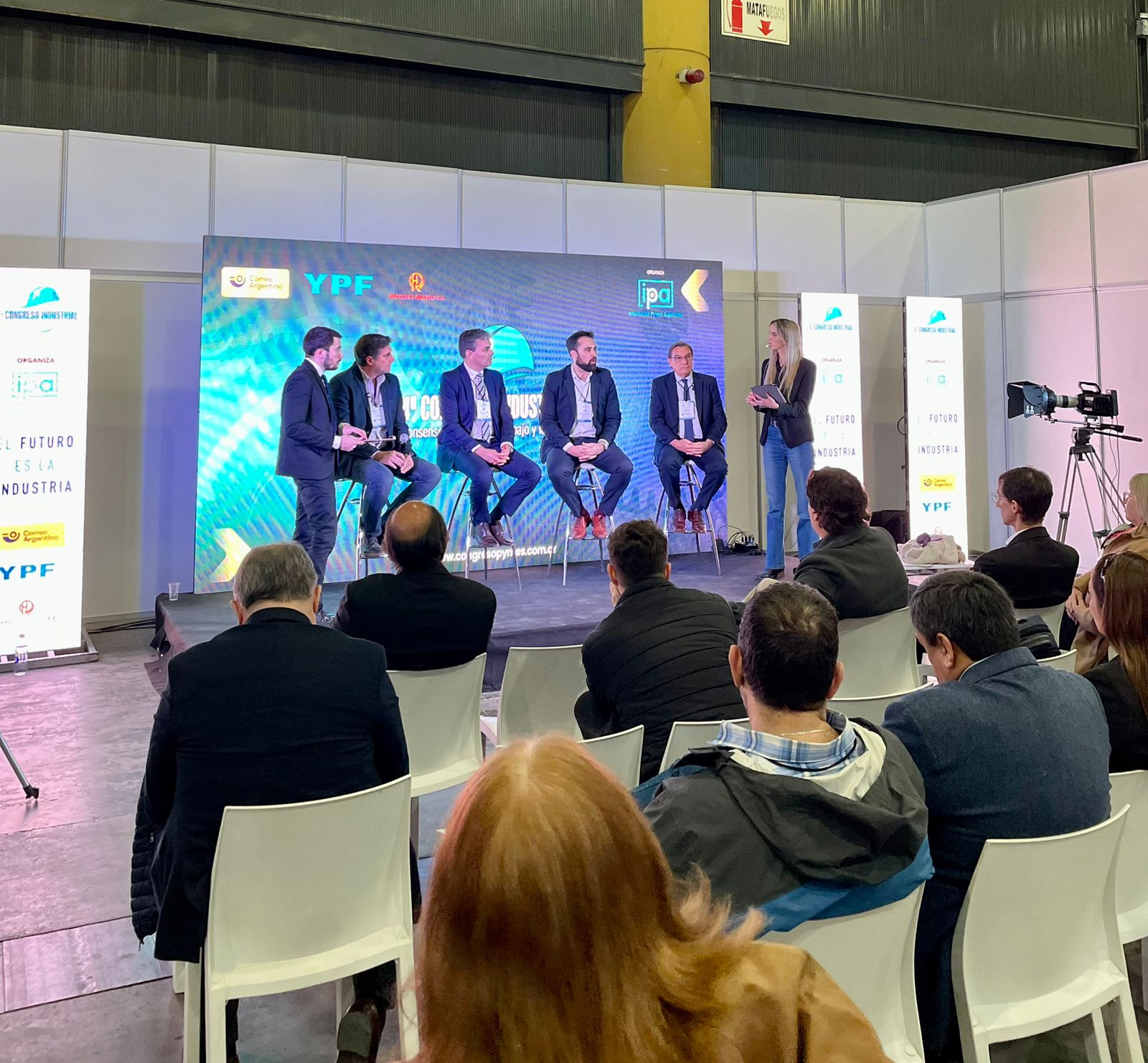 Funcionarios chubutenses expusieron en Buenos Aires en importante evento industrial