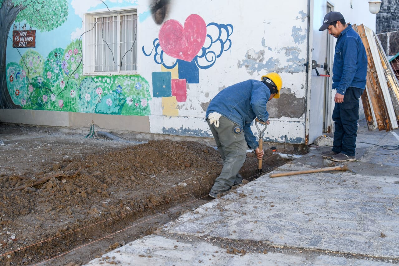SASTRE DESTACÓ LAS OBRAS QUE SE ESTÁN REALIZANDO EN EL MINIHOGAR