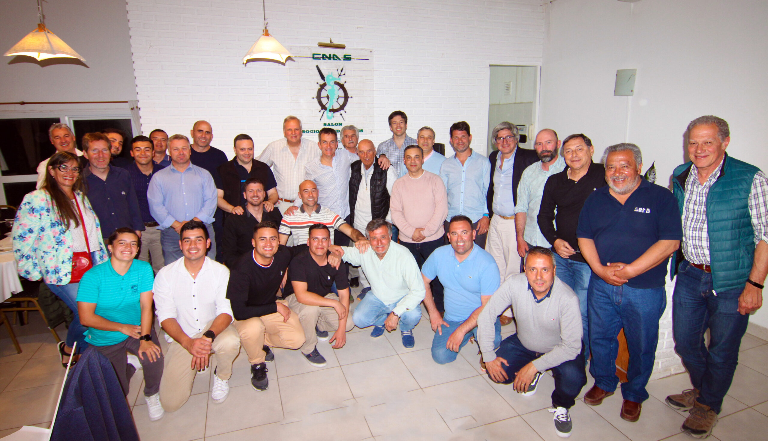 EL CNAS COMPARTIÓ EXPERIENCIAS CON LA TRIPULACIÓN DE LA FRAGATA LIBERTAD