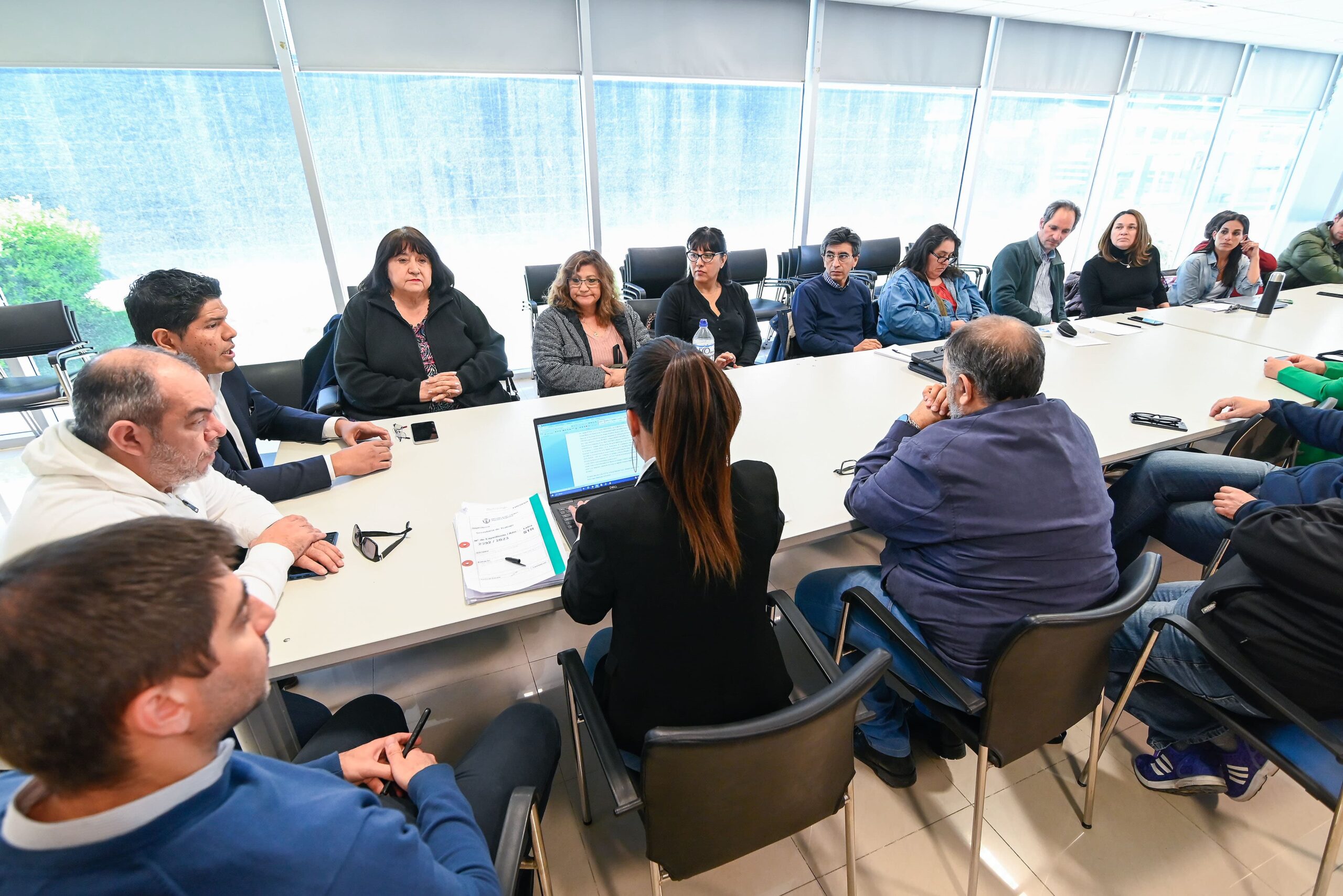 SIN ACUERDO: PROVINCIA OFRECIÓ 3% MÁS DE INCREMENTO A DOCENTES