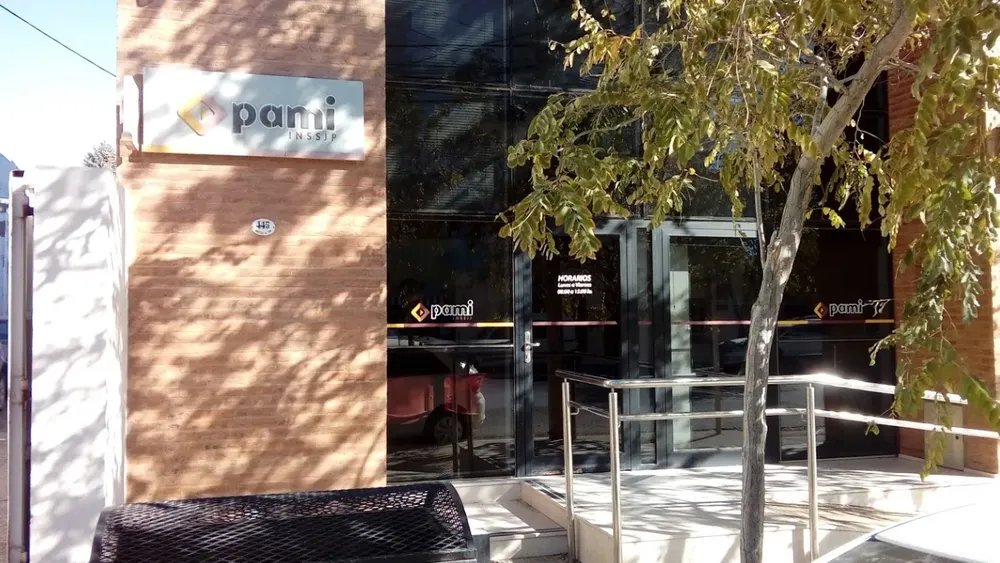 PAMI: médicos de cabecera denuncian recorte del 50% en sus honorarios y suspenden la atención