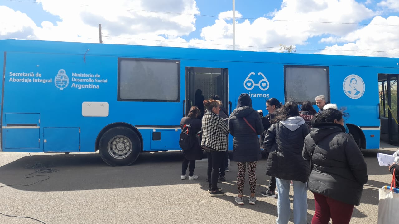 EL CAMIÓN OFTALMOLÓGICO PASÓ POR PUERTO MADRYN